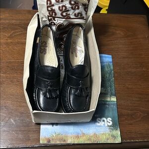 SAS Women's Elegant Black Tassel Loafers